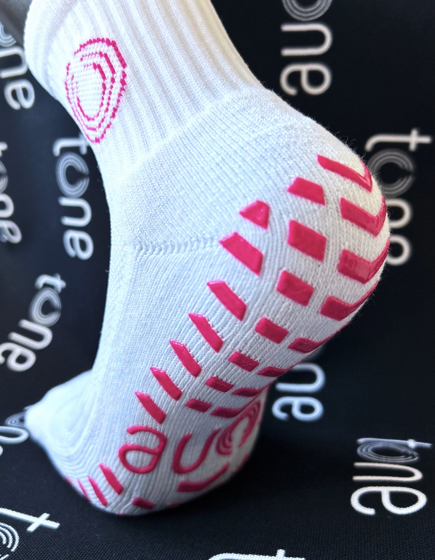 Quarter crew grips
