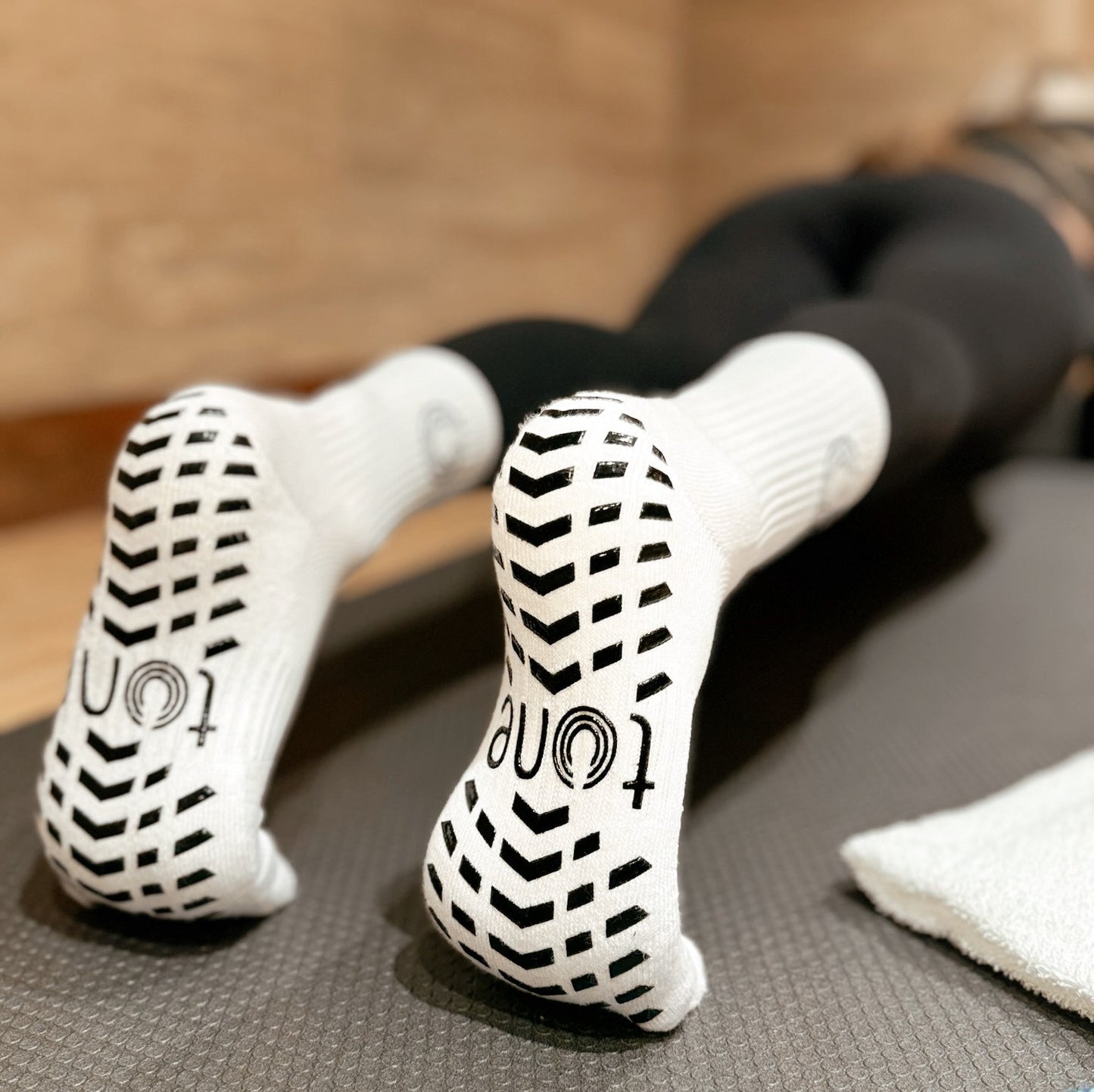 Crew grips